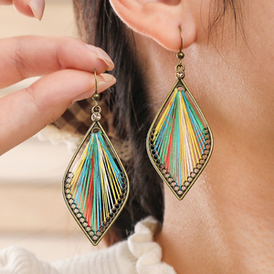 Boucles d'oreilles pendantes géométriques bohèmes en fil de coton ciré plaqué bronze antique, bijoux de fête pour femmes, boucles d'oreilles tendance - Product Image 4