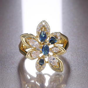 Anillo de Cóctel con Flor F206, Anillo de Moda para Mujer con Zafiro Natural en Corte Marquesa y Engaste de Garras - Product Image 6