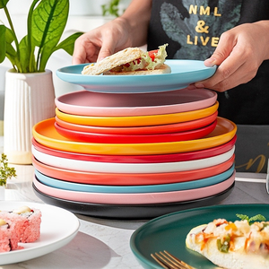 Assiette à dessert en <span class=keywords><strong>porcelaine</strong></span> émaillée de couleur de haute qualité, vente en gros, design <span class=keywords><strong>moderne</strong></span> et simple, <span class=keywords><strong>vaisselle</strong></span> pour le petit-déjeuner - Product Image 4