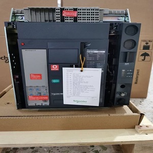 Interruptor Automático Schneider Electric MT06 N1 3P, 63A, 380V, Diseño de Marco Fijo - Product Image 2