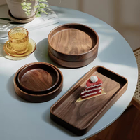 Uitstekend ontworpen houten dienbladset in verschillende formaten en vormen, dessert- en chocoladeplateau's in bulk
