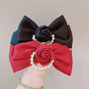 La más nueva moda Bowknnot Rose Hair Clip Mujeres Satin Bow Pearl Back Spoon Spring Clip Girl Headwear Accesorios para el cabello