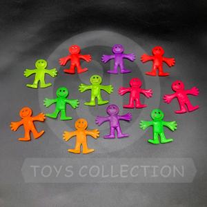 <span class=keywords><strong>2022</strong></span> <span class=keywords><strong>populaire</strong></span> 45 50mm 2 pouces vente Capsule Mini drôle TPR jouets pour enfants <span class=keywords><strong>Tiktok</strong></span> Expression extensible souriant jouet - Product Image 3