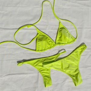Bikinis personnalisés avec logo, maillots de bain brésiliens XL à rayures florales, respirants, fleurs 3D micro, 2 pièces sur mesure pour la baignade - Product Image 2
