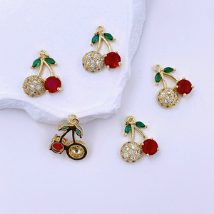 Colgante de Latón Chapado en Oro de 18K con Diseño de Fresas y Gemas Rojas para la Elaboración de Collares de Mujer - Product Image 5