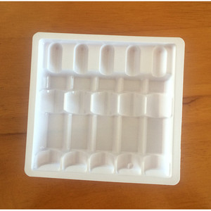 Fourniture d'emballages sous blister pour 10 ml x 5 flacons d'injection aqueuse, plateau intérieur en plastique pour l'emballage des ampoules. - Product Image 3