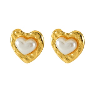 Light Luxury love Oval Earrings 18K Gold <b>Titanium</b> Steel Fashion Pearl Wrinkle Texture Earring <b>Stud</b> Earrings Wholesale - Product Image 4