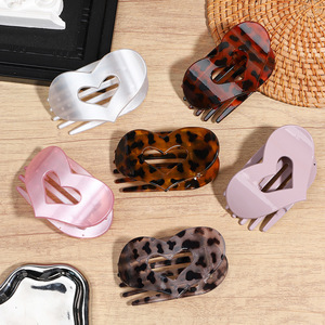 Pinzas planas para el cabello con forma de corazón, garra redonda para el cabello de leopardo para mujeres y niñas, pasadores de pelo elegantes franceses - Product Image 3