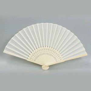 Abanico Plegable de Bambú Personalizado, con Varilla Tallada y Decoración Pintada, para Fiestas, Festivales o Recuerdos Promocionales - Product Image 3