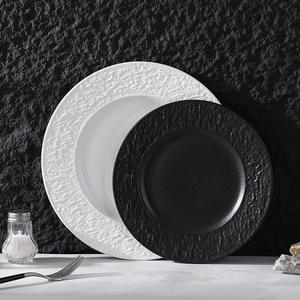 Plato de cerámica plano de gama alta para comida <span class=keywords><strong>occidental</strong></span> de diseño moderno Simple plato de repollo negro desechable para hoteles domésticos - Product Image 2