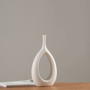 Hot Sale Decoration Wholesale Nordic White Unique Gift Ceramic <b>Vase</b> for Home Decor - Product Image 5