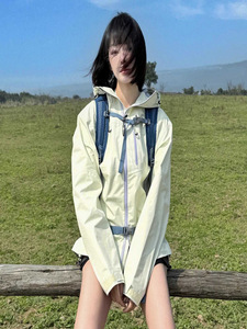 2025 femmes assistant Oz <span class=keywords><strong>vert</strong></span> Charge trois-en-un extérieur coquille dure veste petite taille col montant fermeture éclair pour l'escalade - Product Image 4