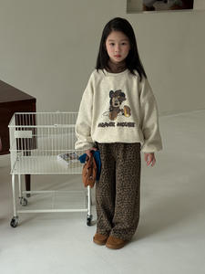 B11 <span class=keywords><strong>Pantaloni</strong></span> Larghi a Vita Elastica con Stampa Leopardata in <span class=keywords><strong>Velluto</strong></span> per Bambine Coreane, Autunno Inverno 2025, Casual e Versatili - Product Image 3