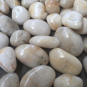 Wholesale Super Polished White <strong>Stone</strong> Pebbles Decorative River Rock White River Pebbles for <strong>Garden</strong> Park Patio - Product Image 1