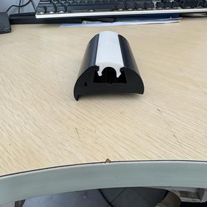 Protector de Borde de Barco Blanco y Negro, Guardabarros de Goma con Bisagra para Protección Contra Impactos en Muelles Marinos - Product Image 4