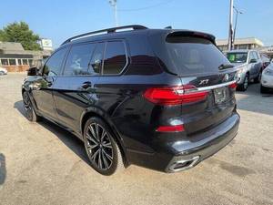SUV X7 AWD 4 Puertas con Interior de Cuero Oscuro y Techo Corredizo, Calidad Mayorista, Modelos 2019-2022 - Product Image 3