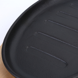 Kitchenware Professional Serving Plate Chef Use Cast Iron Sizzler Plate with Wooden Base - Product Image 6
