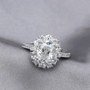 Blossom Round Ring With 2CT D VVS Oval Moissanite S925 Sterling Silver Trendy Wedding And Party Accessory