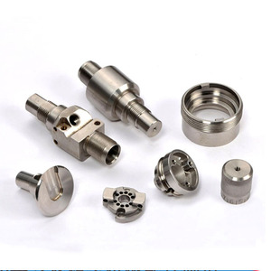 ชิ้นส่วนสแตนเลสสตีลที่ผลิตด้วยเครื่อง CNC ชิ้นส่วนเครื่องจักรกลแบบกำหนดเองสำหรับการใช้งานในเครื่องจักรอุตสาหกรรม - Product Image 1