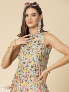 Kurti Tradicional Indio con Estampado Floral, de Poliéster, sin Mangas, para Mujer, Cuello Redondo, Corte Recto, Casual, Elegante, para Oficina - Product Image 2
