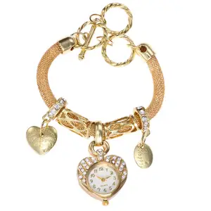נפץ אירופאי ואמריקאי סגנון אישיות עגול נטו אהבת לב מורכב אפרסק לב פלדת חגורת נשים של צמיד שעון