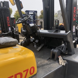 <b>Used</b> TCM FD70 7 TON Diesel Forklift Three Stage Mast 1220x125*50 Forks 2240mm Load Centre Turning USA Origin 4WD Rough Terrain - Product Image 4