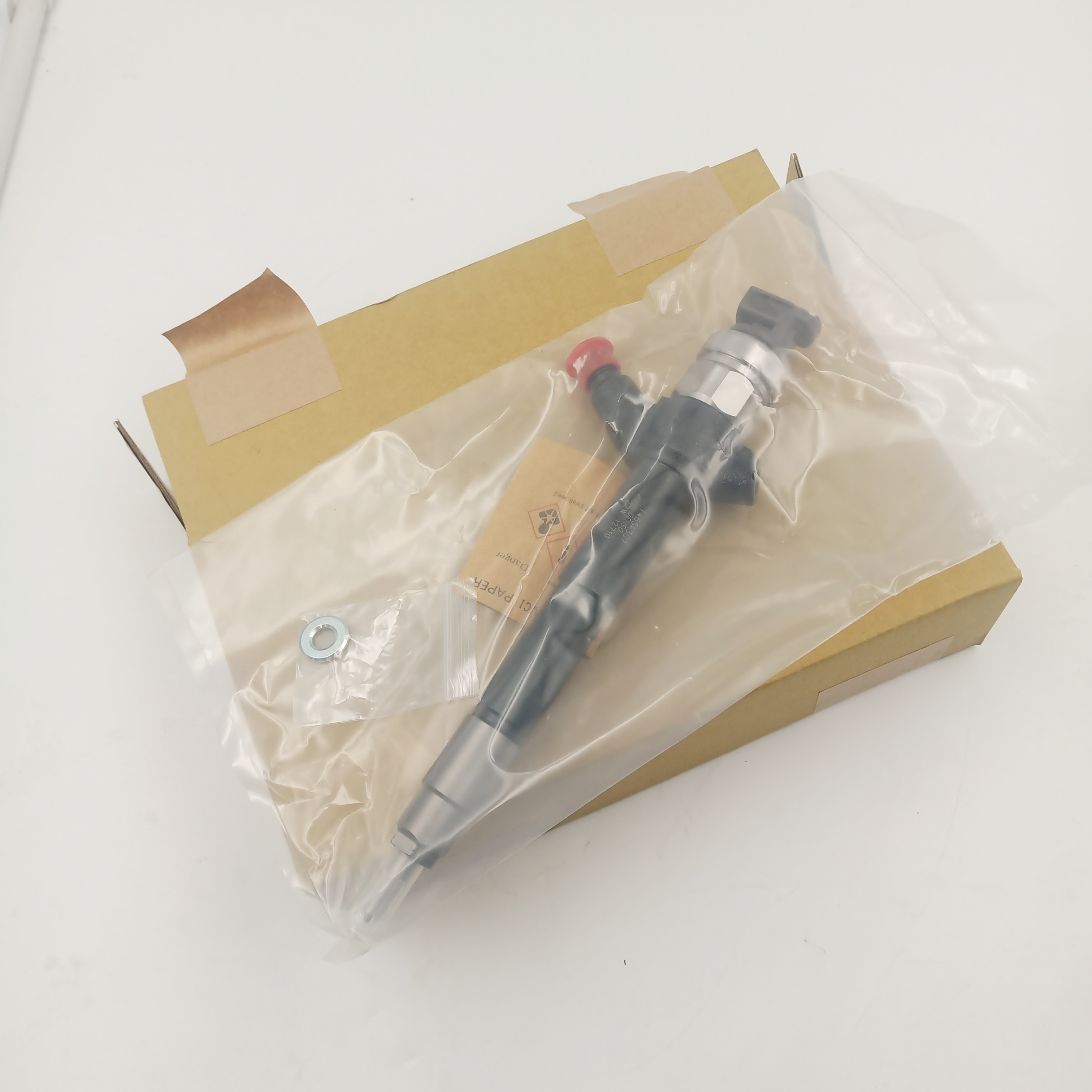 High Quality Diesel Fuel Injector 095000-8110 Common Rail Fuel Injection Nozzle 1465A307 For MITSUBISHI