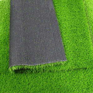 <span class=keywords><strong>หญ้า</strong></span>เทียมสำหรับสนามฟุตบอลขนาดเล็กแบบเป็นมิตรกับสิ่งแวดล้อม แผ่นพรมหญ้าเทียมสำหรับสวนกลางแจ้ง <span class=keywords><strong>หญ้า</strong></span>สังเคราะห์เกรดกีฬา - Product Image 3