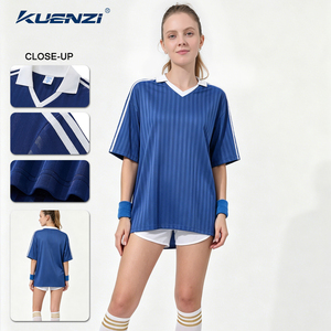 T-shirt de football américain, canadien et mexicain Kuenzi 100% polyester à col en V avec rayures rétro, style streetwear, pour femmes - Product Image 1
