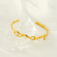 Bracelet ouvert pour femmes, plaqué or 18 carats, en acier inoxydable, imitation perle, 60 mm, bijoux rétro français