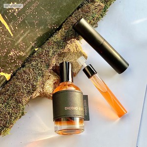 น้ำหอมขนาดพกพาคุณภาพสูงสำหรับผู้หญิง กลิ่นหอมติดทนนาน ชุดเดินทาง ยี่ห้อดัง ขนาด 50 มล. 10 มล. แบบสเปรย์ กลิ่นดอกไม้ ขายส่ง - Product Image 2