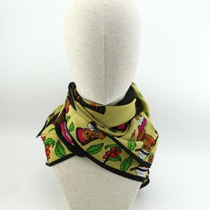 بيع بالجملة عصابات طباعة فنية أصلية مربعة للنساء من الحرير وشاح مخصص طباعة رقمية مزدوجة الجانب - Product Image 2