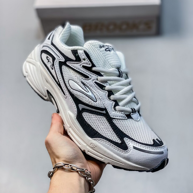 Classic Retro Sports Shoes Lightweight Breathable Mesh Sneakers Non-Slip Sole Casual Trainers Men Women Daily Use Running Shoes