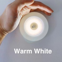 Lampe LED sans fil sous l'armoire, télécommande, intensité réglable, lumière de nuit pour armoire, chambre à coucher, cuisine, lampe à piles