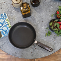 Poêle à frire antiadhésive OEM pour la cuisson à domicile Design de style coréen pour la friture de crêpes pour cuisinière à induction à l'extérieur