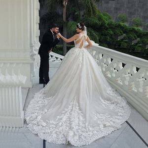 <span class=keywords><strong>Di</strong></span> lusso Francese Del Merletto Della Principessa Sfera Abito <span class=keywords><strong>Da</strong></span> <span class=keywords><strong>Sposa</strong></span> <span class=keywords><strong>Abiti</strong></span> <span class=keywords><strong>Da</strong></span> <span class=keywords><strong>Sposa</strong></span> <span class=keywords><strong>di</strong></span> Design - Product Image 6