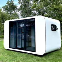Maison conteneur en acier, design moderne, avec panneaux sandwich, respirante et facile à assembler, pour usage comme cabane Apple, abri Apple, chambre ou entrepôt.