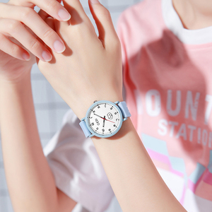 Reloj de cuarzo para estudiantes estilo caricatura, color caramelo, resistente al agua, de silicona, fresco y minimalista. - Product Image 5