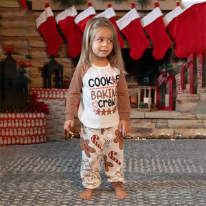 ملابس عيد الميلاد الجديدة عيد الميلاد الغزلان المطبوعة بيجامات الأسرة مطابقة عيد الميلاد منامة مجموعات مع الشعار الأمامي للربيع - Product Image 3