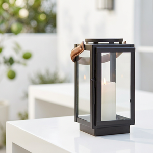 Décorations de table et de sol de luxe en gros pour la maison, lanterne porte-bougie en métal noir avec poignées en cuir - Product Image 1