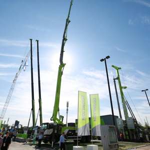 رافعة شاحنة يونيك بقدرة رفع 100 طن للبيع، طراز ZOOMLION ZTC1000V653 - Product Image 4