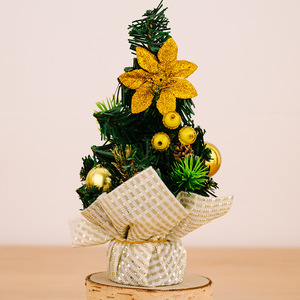 Nhà Máy Giá Rẻ 20Cm <span class=keywords><strong>Mini</strong></span> Nhân Tạo Giáng Sinh Trang Trí Cây Cho Lễ Hội Trung Tâm Hoạt Động Trang Trí Nội Thất Bàn Xmas <span class=keywords><strong>Tree</strong></span> - Product Image 4