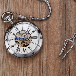 Reloj de bolsillo mecánico vintage con esqueleto dorado, números romanos, de cuerda manual, con cadena, para hombre, regalo de colección. - Product Image 6