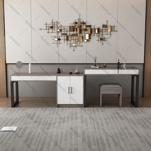 Ensemble <span class=keywords><strong>de</strong></span> meubles <span class=keywords><strong>de</strong></span> chambre à coucher d'hôtel en bois <span class=keywords><strong>de</strong></span> chêne moderne personnalisé, table TV, armoire à bagages, porte-vêtements, lit queen-size pour appartements - Product Image 5