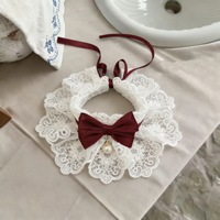 Collier de luxe en dentelle de polyester pour animaux de compagnie, motif cerise, en satin et velours côtelé, léger, avec clochette et nœud papillon pour chien et chat