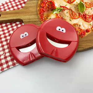 Pemasok Homsense Gadget Dapur Grosir Diskon Besar Grosir Pemotong Pizza Kustom Wajah Tersenyum Pemotong Pizza Roda Pizza