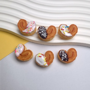 Miniatures de desserts en résine : Cracker Papillon, Palmier, Desserts Occidentaux, pour la fabrication de pinces à cheveux et de jouets pour maison de poupée - Product Image 4