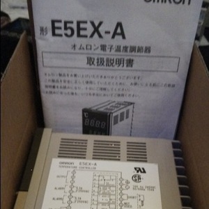   Controlador de Temperatura E5AX-A 100-240VAC 50/60Hz Automatización Industrial - Product Image 2