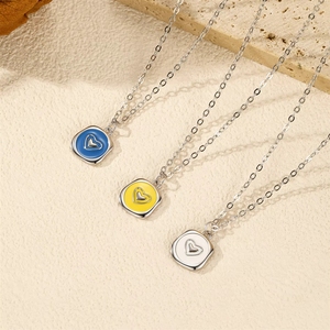 สร้อยคอเงินแท้ 925 ดีไซน์น่ารัก รูปหัวใจเคลือบสี ประดับจี้รูปหัวใจแบบไม่สมมาตร สำหรับผู้หญิง เครื่องประดับคุณภาพดี - Product Image 5