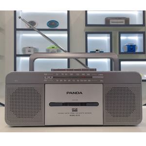 Reproductor de Casetes Portátil con Radio FM/AM Integrada, Convertidor de Audio, Grabadora de Casetes Vintage - Product Image 1